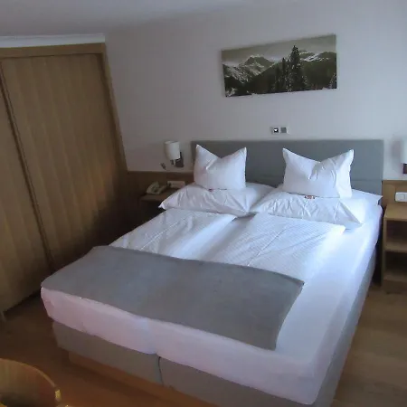 Guest house Haus Waldesruh Lech am Arlberg