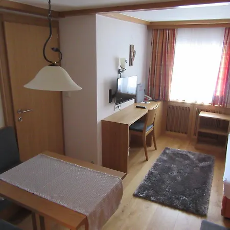 Guest house Haus Waldesruh 3*