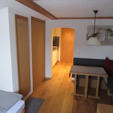 Guest house Haus Waldesruh 3*